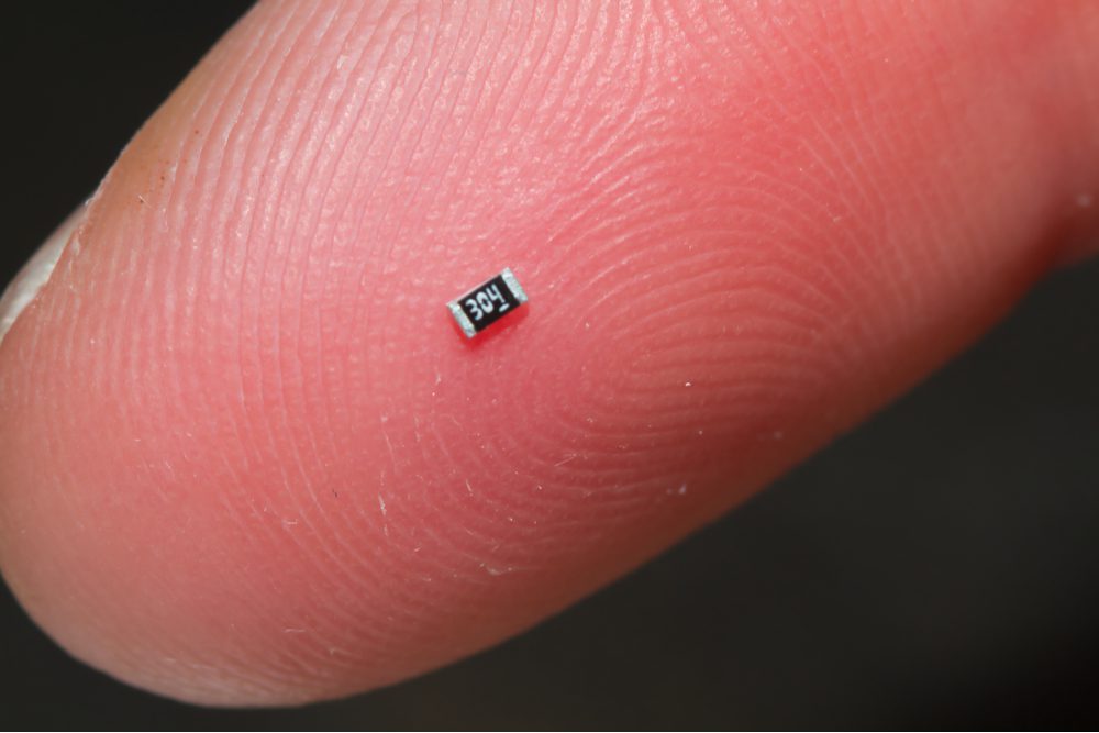 0201 components for DFM manufacturing.